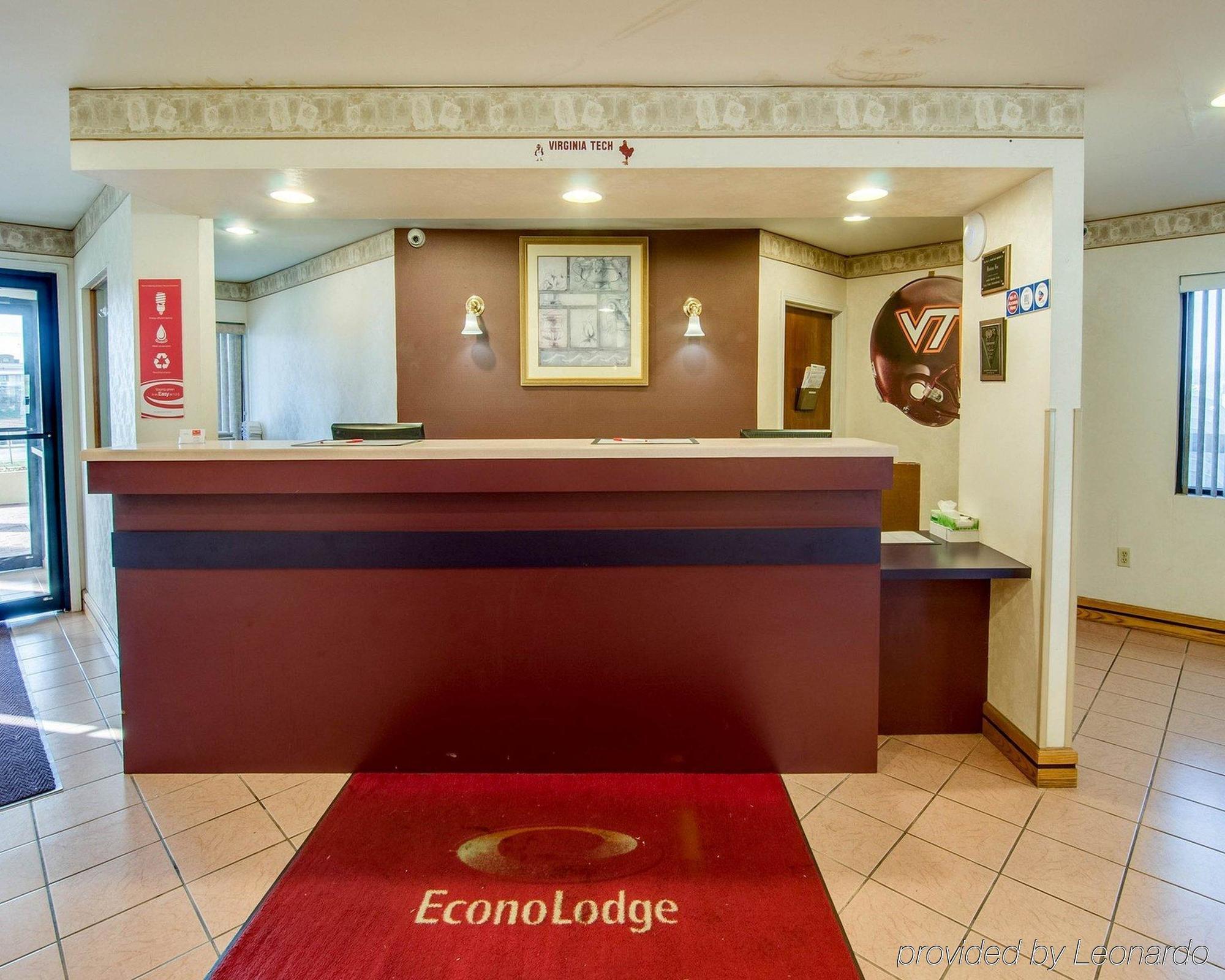 Econo Lodge Christiansburg-Blacksburg I-81 Exterior photo